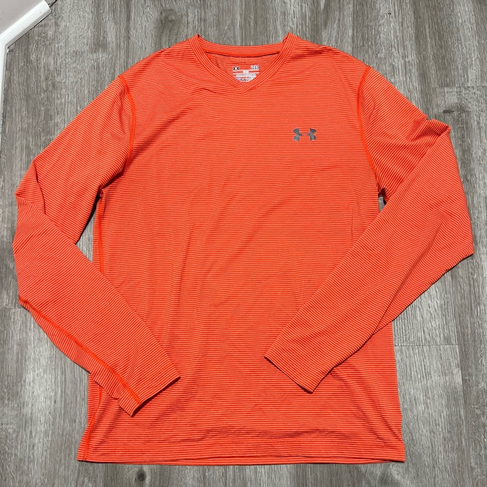 Under Armour Men's Orange Long Sleeve V-neck Shirt, EUC, size L‎